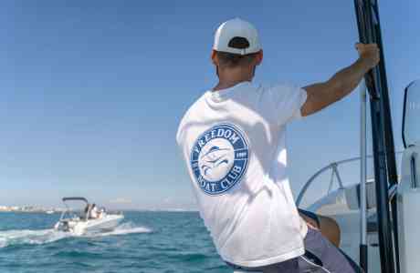 La Pêche en Mer avec Freedom Boat Club - sailing club nautic club sailboats renting