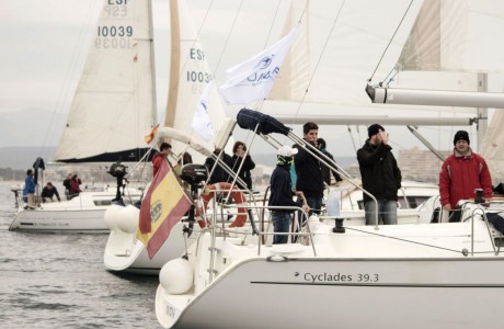 Fanautic te invita a navegar en enero - club de navegación club nautico alquiler de embarcaciones